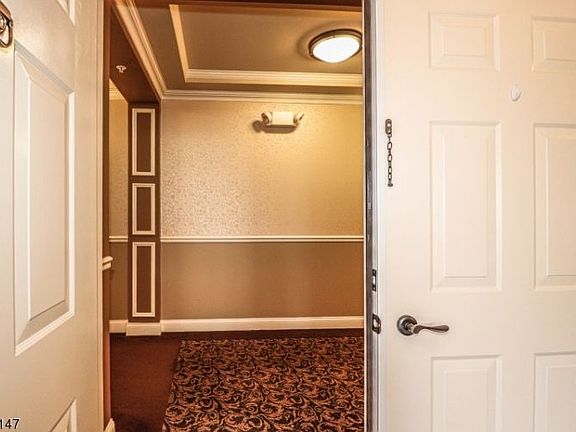 5th image of 3207 Enclave Cir #3207