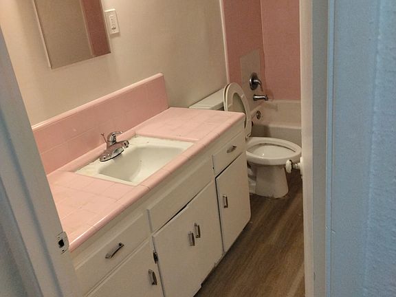 5th image of 428 N Glenn Ave #B