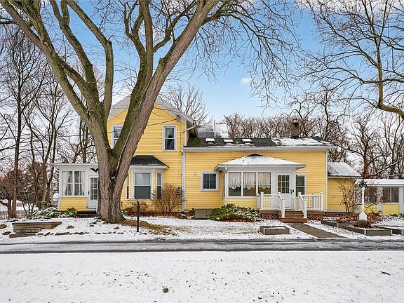 2nd image of 4774 Lyell Rd