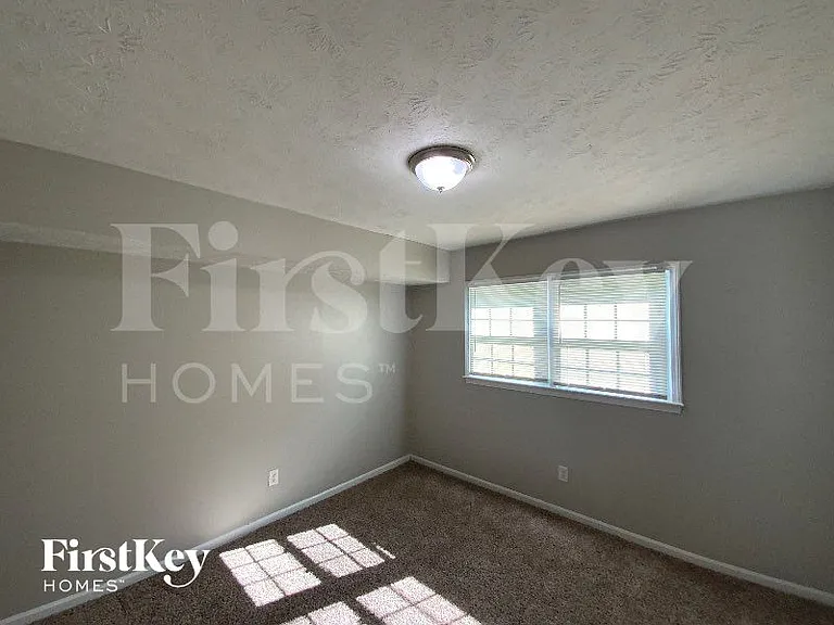 1051 Tony Valley Dr SE — Photo 6
