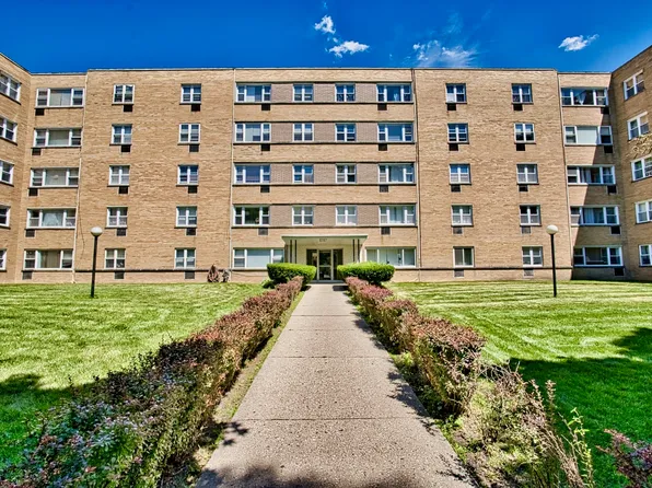 6161 N Hoyne Ave APT 414, Chicago, IL 60659
