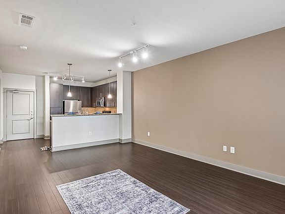 5th image of 4030 N Central Expy APT 554