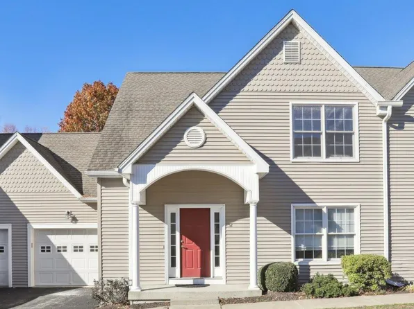 52 Heron View Road #52, New Fairfield, CT 06812