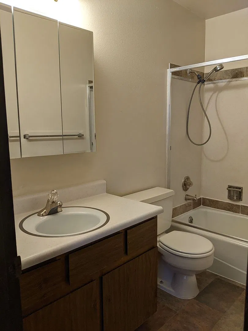 Cassidy Apartments — Photo 4