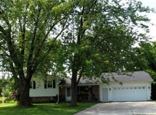 604 N Madison St, Waupun, WI 53963