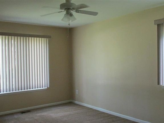 5th image of 42241 Toddmark Ln APT 118