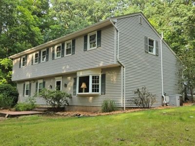 24 Sharon Ave, Branchburg, NJ, 08876