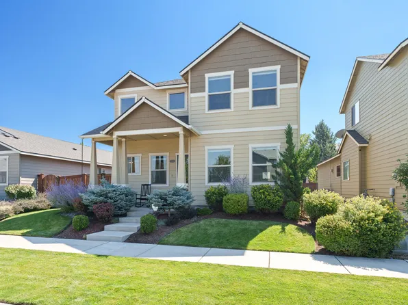 2851 NE Hope Dr, Bend, OR 97701