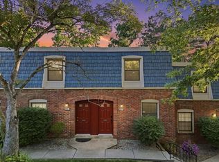 1192 Pennsbury Blvd, Pittsburgh, PA 15205