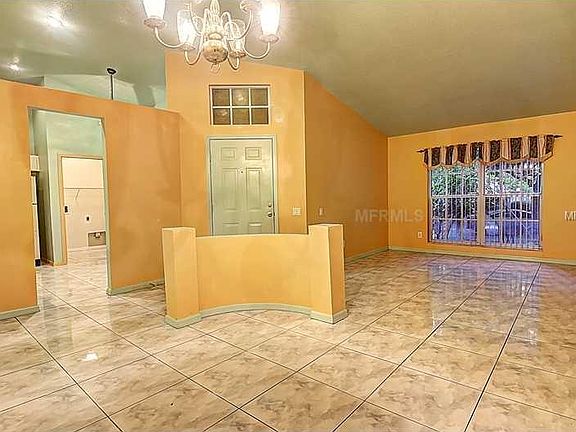 5th image of 7506 Savannah Ln