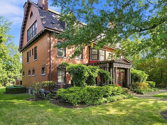 2nd image of 5427 Forbes Ave