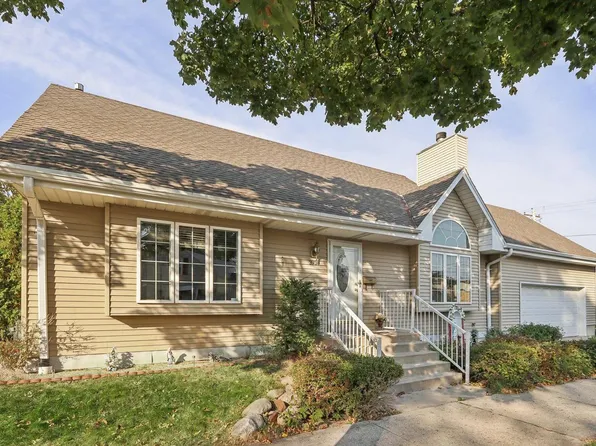 3930 West Euclid AVENUE, Milwaukee, WI 53215