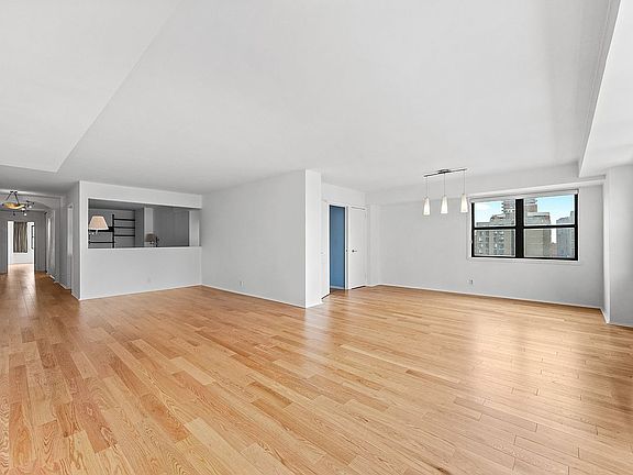 2nd image of 201 E 28th St #16AB
