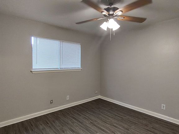 5th image of 7234 Montgomery Dr