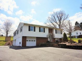 202 Ridge Rd, Butler, PA 16001