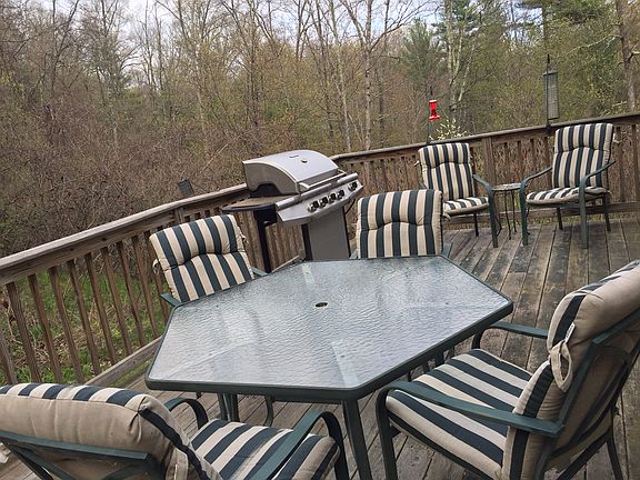 Private Back Deck