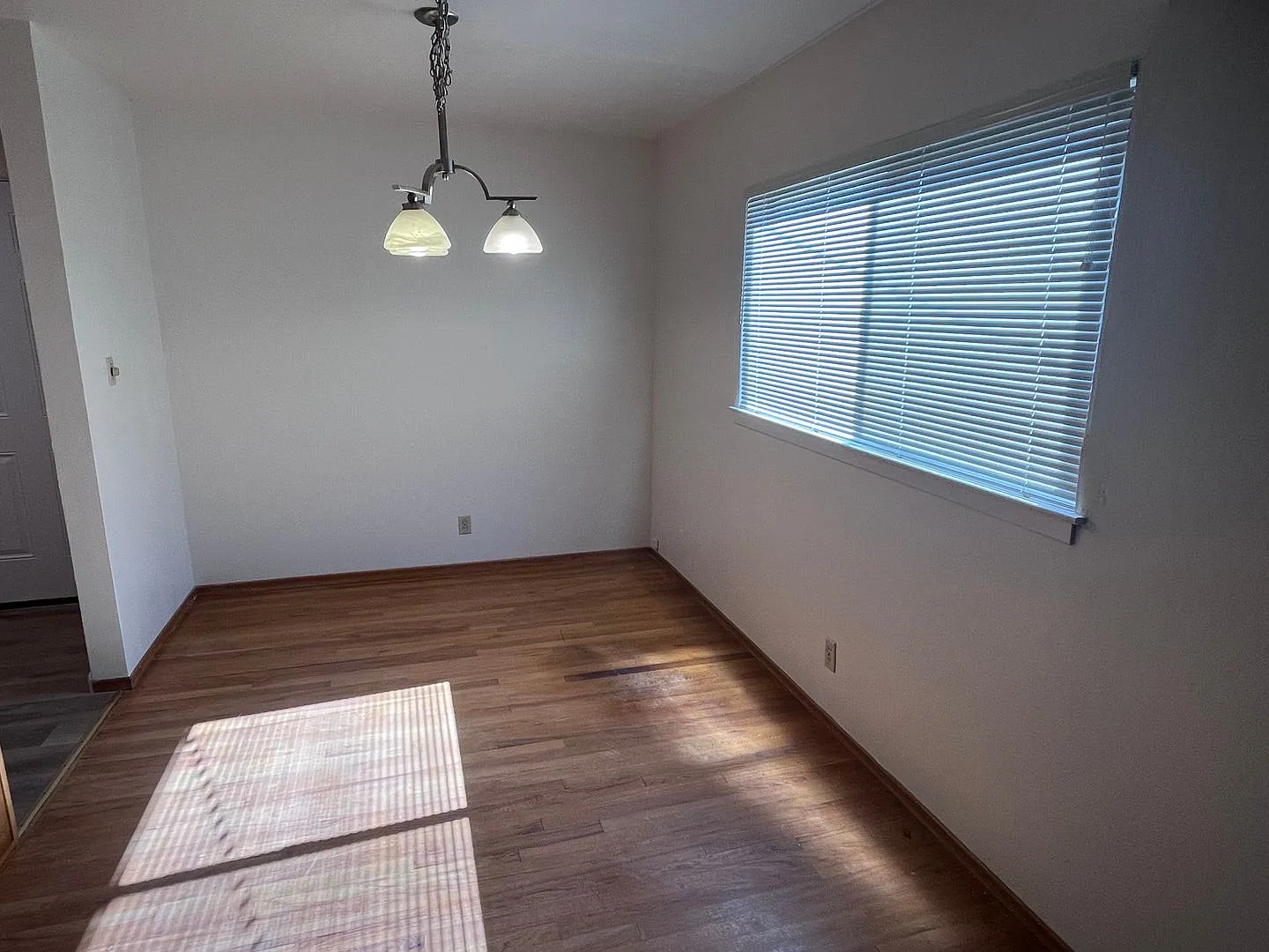 Nice Home In Carmichael With Pool & Spa!! — Photo 4