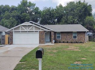 806 W 23rd St N, Claremore, OK 74017