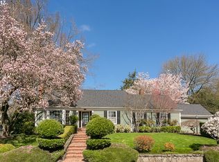 7675 SW Maple Dr, Portland, OR 97225