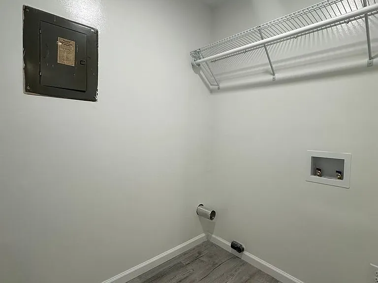 320 Myrtlewood Cir — Photo 10