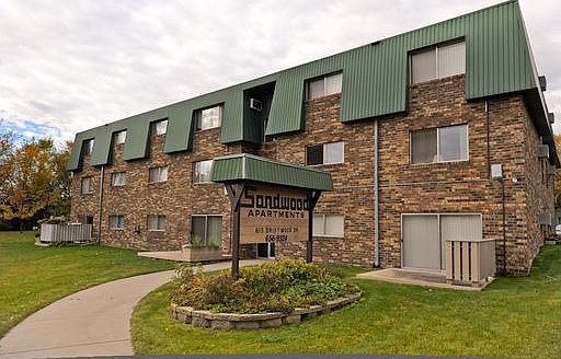 4th image of 815 Driftwood Dr APT 2