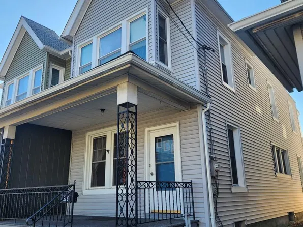 228 Market St, Lykens, PA 17048