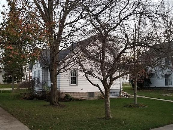 5th image of 1016 Mechanic St