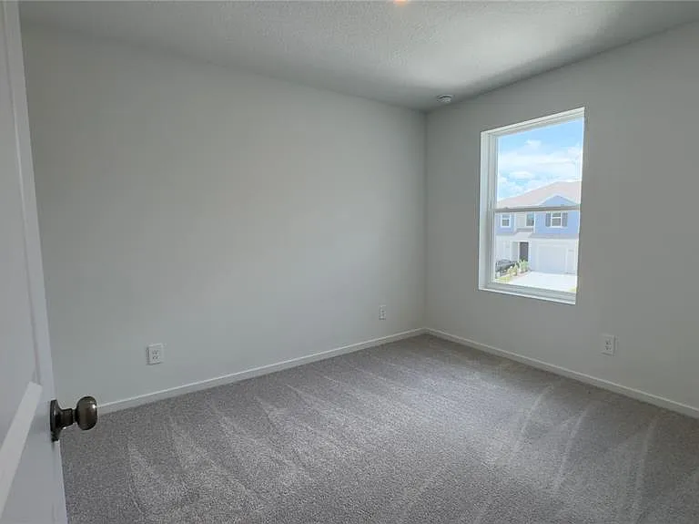 831 Lynx — Photo 19