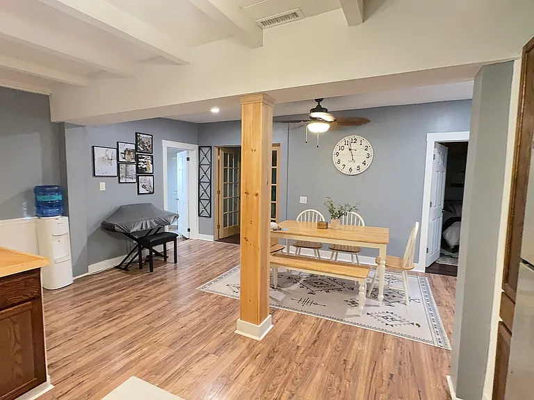 69 Belknap Ln — Photo 2