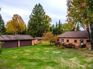 2421 Goldfinch Ln, Lac Du Flambeau, WI 54538