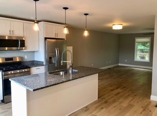 64 Scotch Cap Rd #155, Quaker Hill, CT 06375