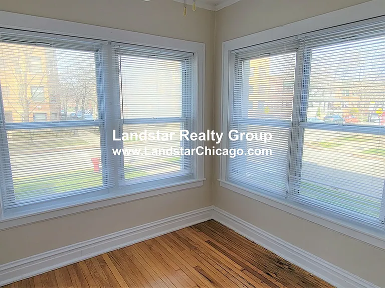 4457 N Maplewood Ave #2 — Photo 3