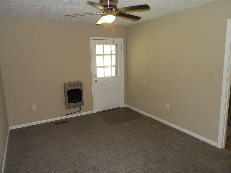 248 Meadowview Dr #2 — Photo 42