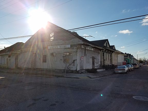 3rd image of 1339 Saint Anthony St