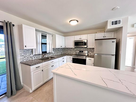 4th image of 5894 Longbow Lane #1