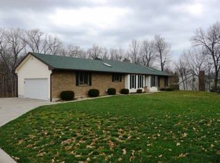 1361 Harvest Ln, Moberly, MO 65270