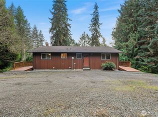 155 Blueberry Hill Rd, Port Ludlow, WA 98365