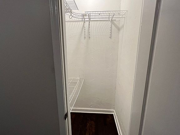 walk-in closet