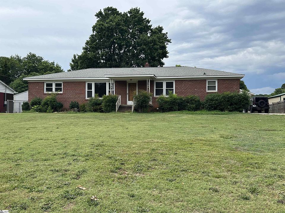 1st image of 106 Salem Ct
