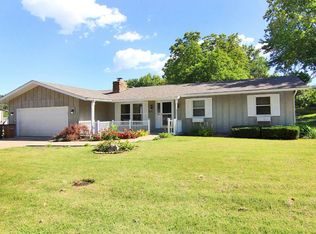 1620 Grandview Dr, Cape Girardeau, MO 63701