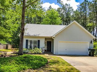 1604 Windsor Ln, Moncks Corner, SC 29461