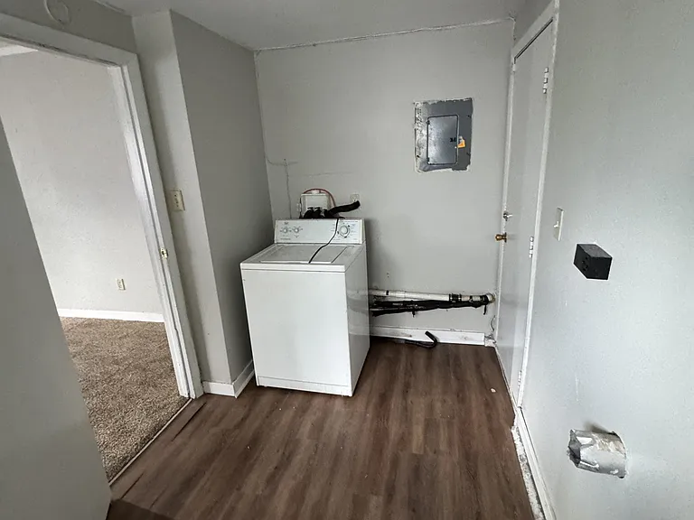 4030 N Catherwood Ave #1 — Photo 6