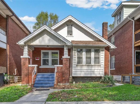 3642 Queen St, Windsor, ON N9C 1N9