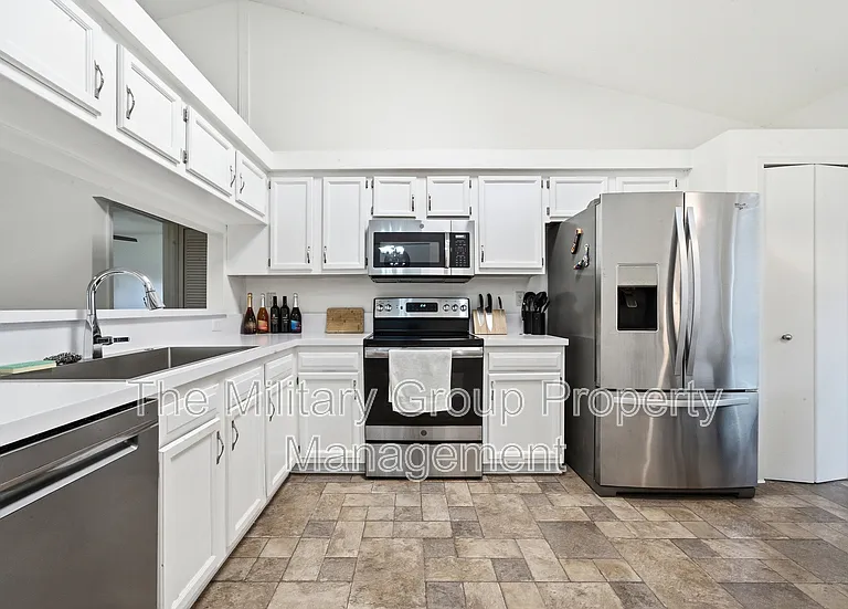 1261 Cutlass Rd — Photo 5