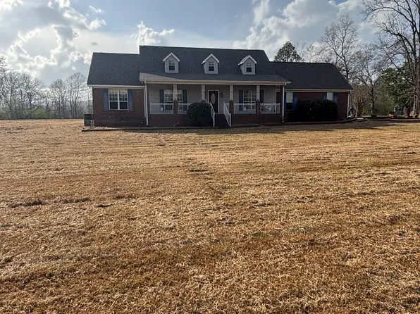 4370 Gamble Ln, Bessemer, AL 35022