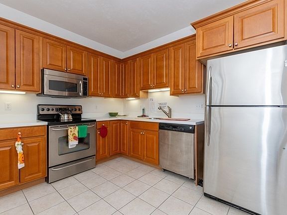 5th image of 1 Lenox St APT 312