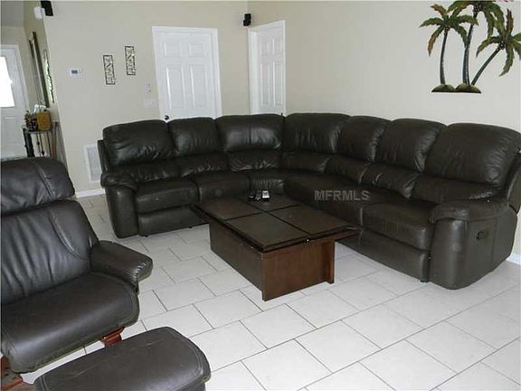3rd image of 4758 Wecoma Ave