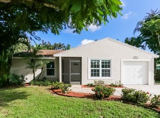 10683 Aquarius Ln, Royal Palm Beach, FL 33411