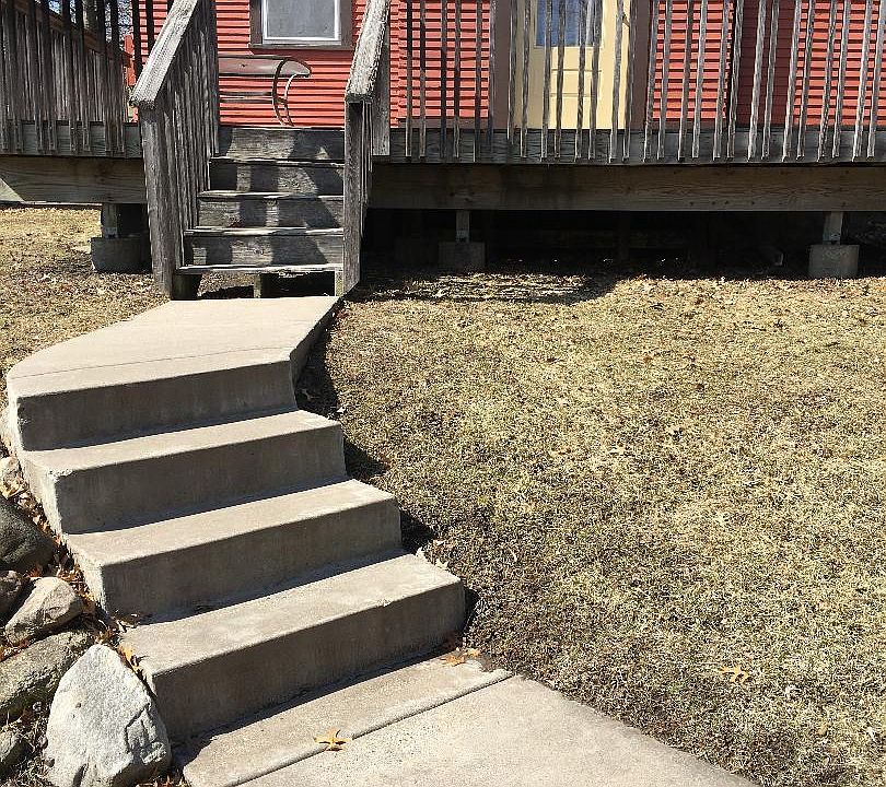 Entrance to Upper Level Unit