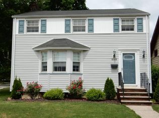 898 Bryant St, Rahway, NJ 07065